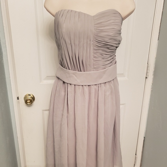 Grey Formal Prom/Wedding Dress - Picture 1 of 7